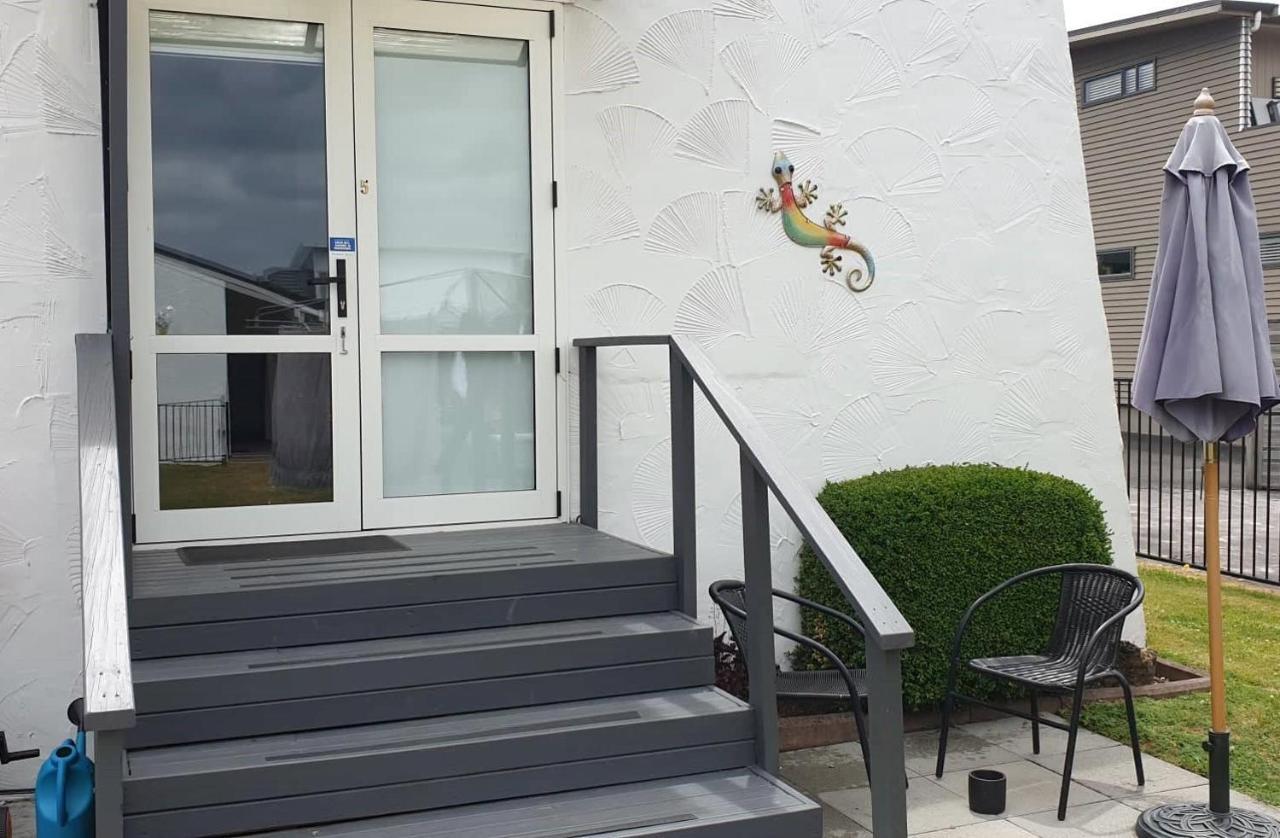 Barrington House Taupo Apartment Exterior foto